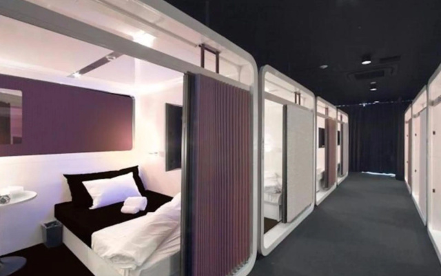 First Cabin Hakata – Guest Rooms – Fukuoka