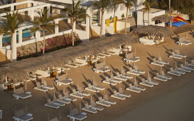 Muscat Hills Resort