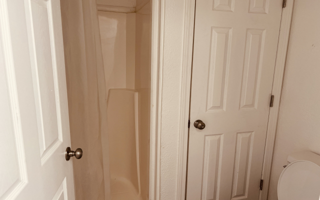 Premier Inn & Suites