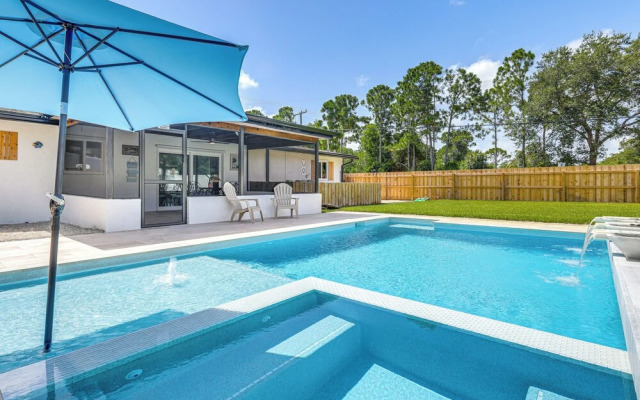 Swim, Game & Bbq: Family Retreat in Stuart