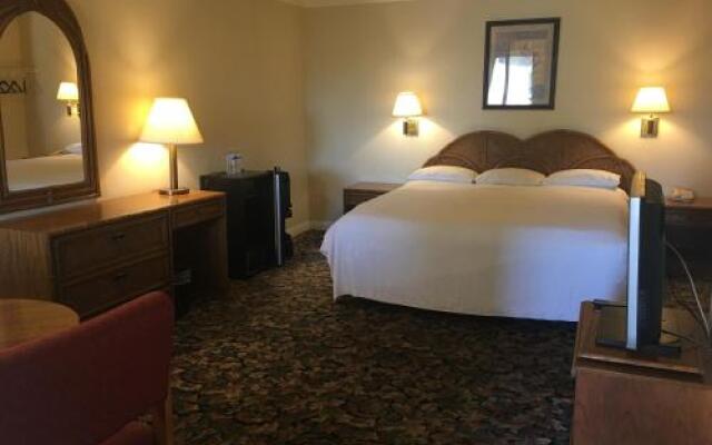 Grand Inn