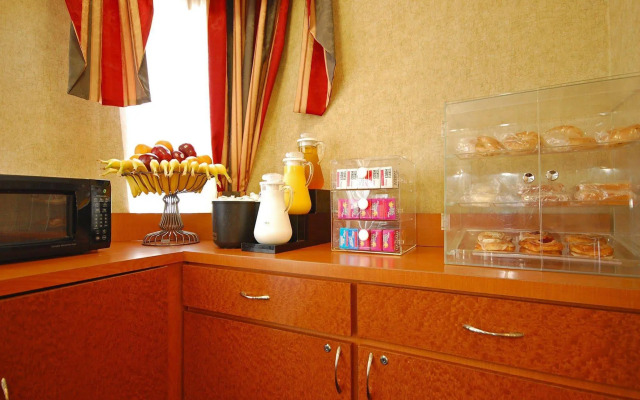 Best Western Courtesy Inn Hotel - Anaheim Resort at the Park