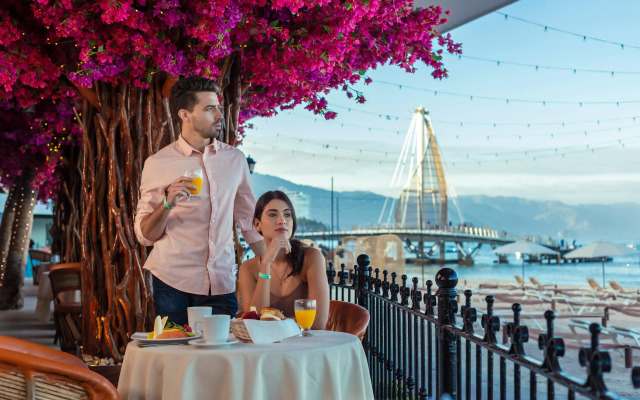 Playa Los Arcos Resort & Spa All Inclusive