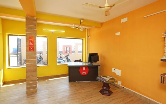 OYO 9958 Laxmi Resort