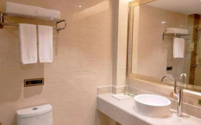 Vienna Hotel Guangdong Zhongshan Tanzhou