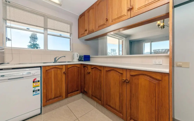 Albacore Unit 4, 12 Ondine Close