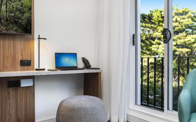 Killara Hotel & Suites