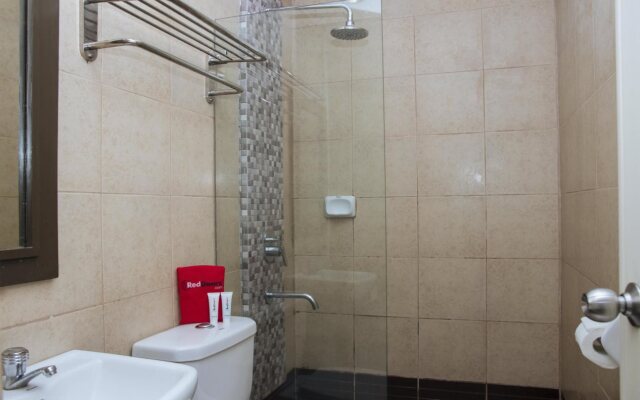 RedDoorz Plus @ Balagtas Makati