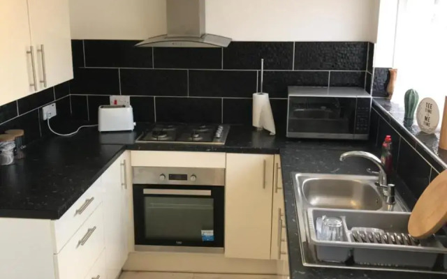 Newly refurbished 2bed bungalow, Bristol, UK