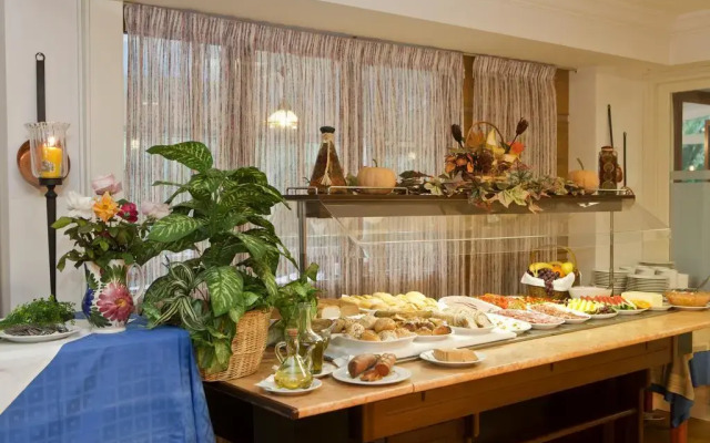 Hotel Playa Mondrago