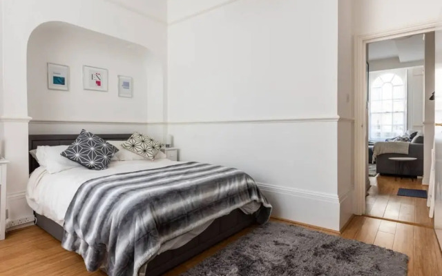 Stunning 1 Bedroom Regency Flat on Brighton Seafront
