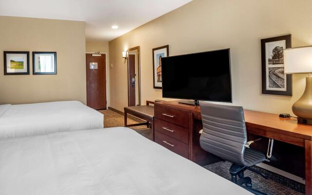 Comfort Inn & Suites Harrisonburg