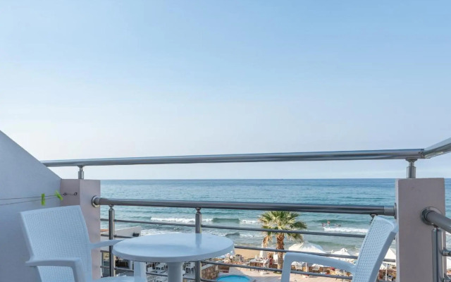 Laplaya Beach