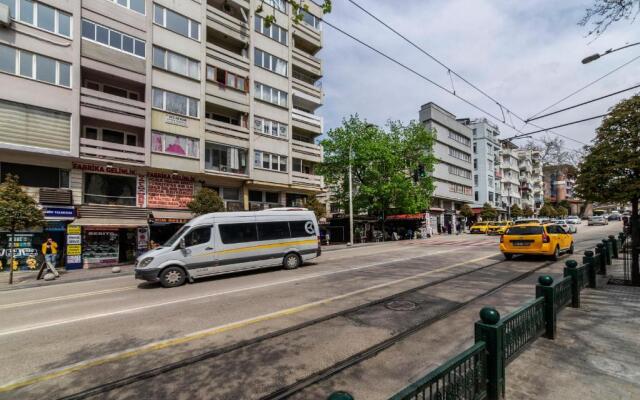 Altiparmak central 2 bdrm apartment
