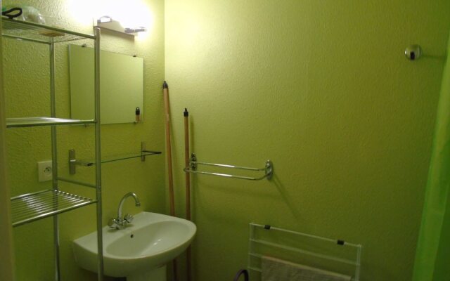 Lou Services Apartment J13 LSI 001