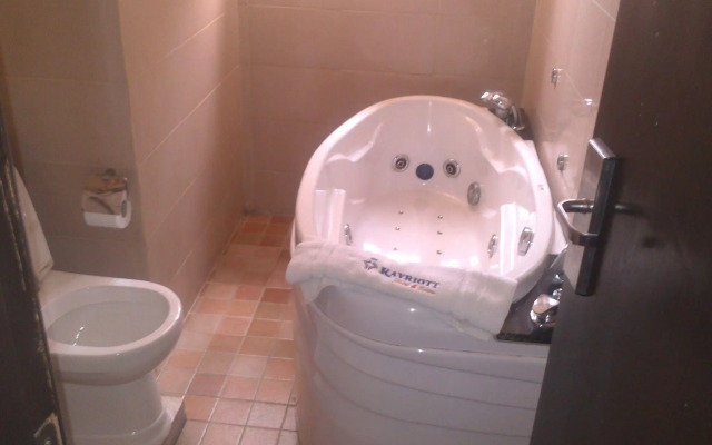 Kayriott Hotel & Suites