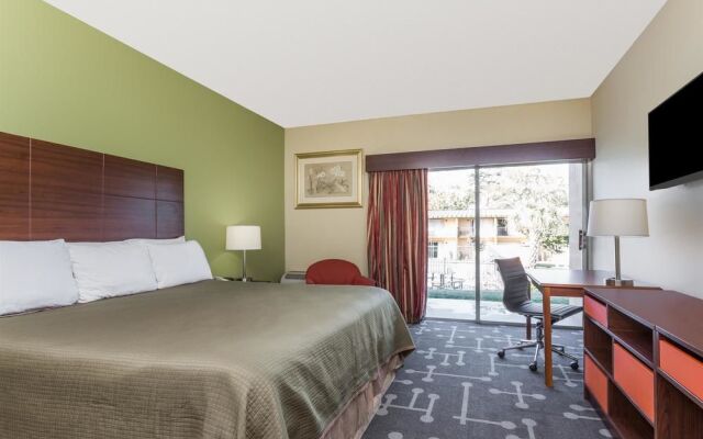 Howard Johnson Inn Athens