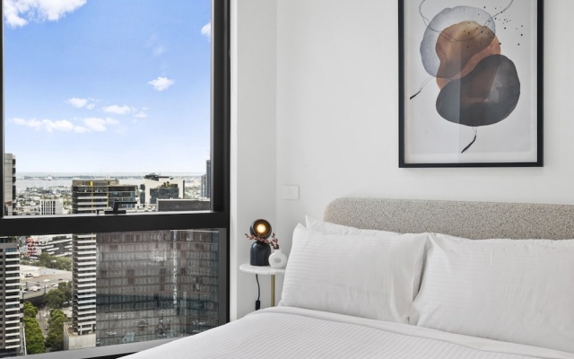2BR High-rise Southbank Pool & Gym Near Casino – Guest Rooms – Melbourne
