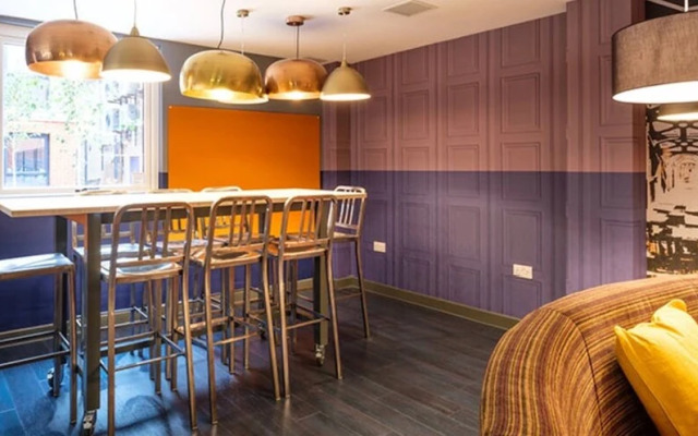 Comfy rooms for STUDENTS Only-NEWCASTLE