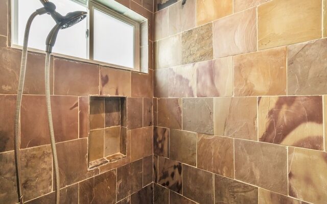 The Sandcastle 4 Bedroom Home by RedAwning