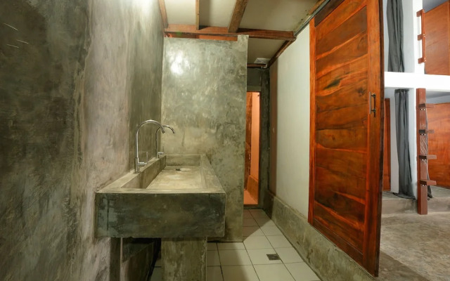 Waiwas Hostel