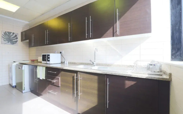 OYO Home 300 2BHK Al Waleed Paradise JLT