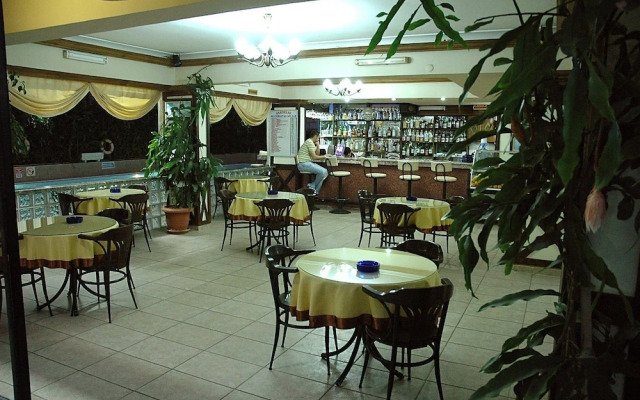 Kardelen Apart Otel - Campground