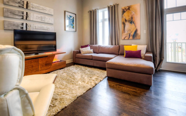 Executive Kitchener Home