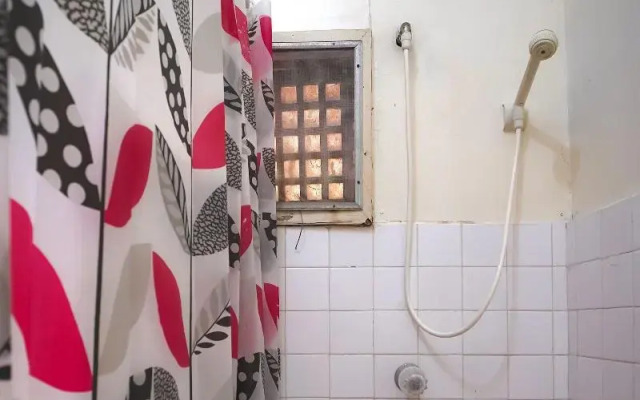 Star Cove Bed And Breakfast by OYO Rooms