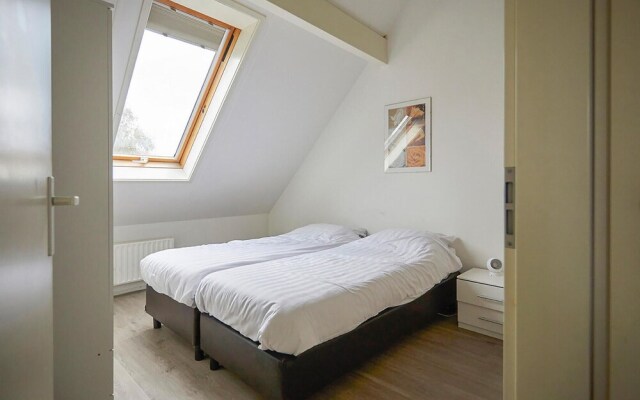Stunning Home in Heinkenzand With Wifi and 4 Bedrooms