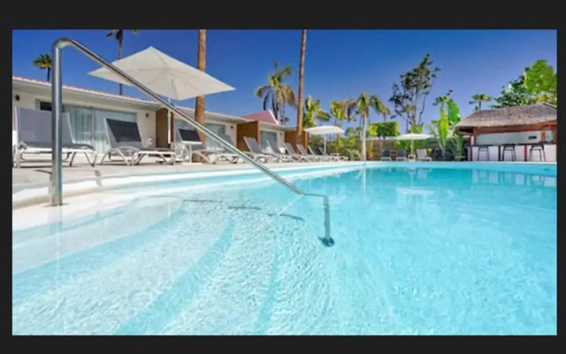 Sanom Beach Resort - Adults Only