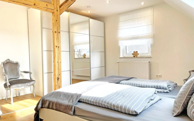 Altes Winzerhaus am Moselufer - Klosterberg