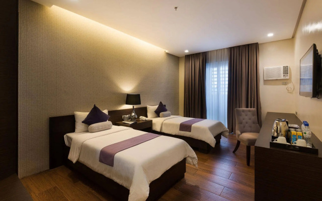 Lenox Hotel