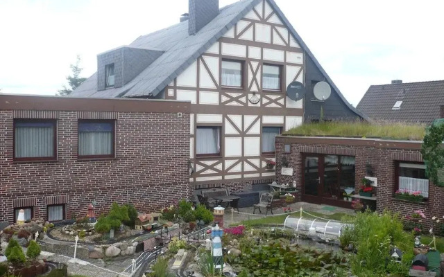 Hotel-Pension Haus Tanne / Gästehaus