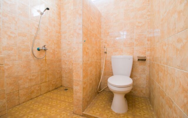 Edotel Smkn 1 Pacet by OYO Rooms