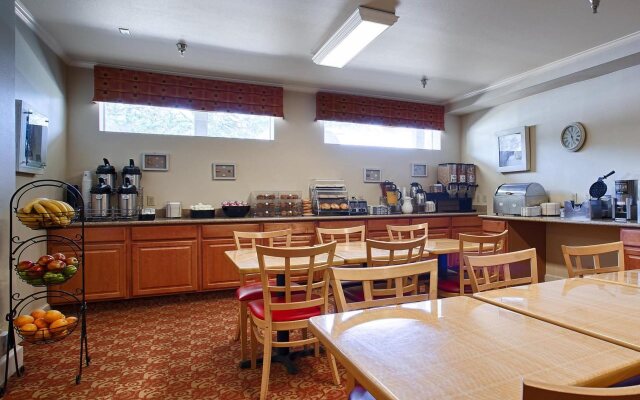 Best Western Marina State Beach