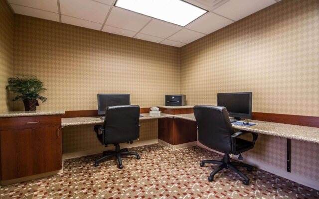 Sleep Inn & Suites Airport