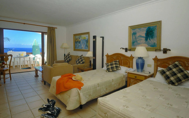 Beverly Hills Suites - Excel Hotels & Resorts