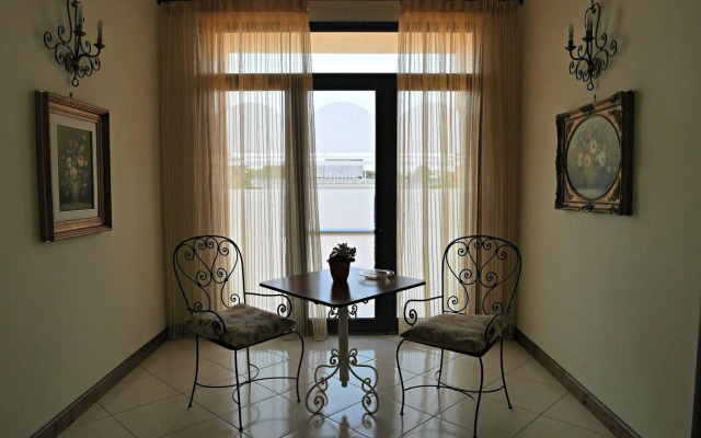 Kalinifta Residence