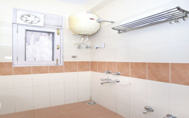 Hotel Paradise by OYO Rooms