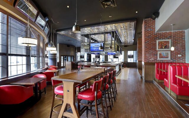 Embassy Suites by Hilton Niagara Falls Fallsview