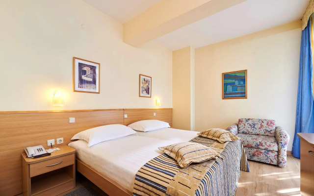 Hotel Aurora Plava Laguna