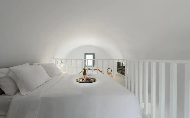 Phaos Cellaria Estate
