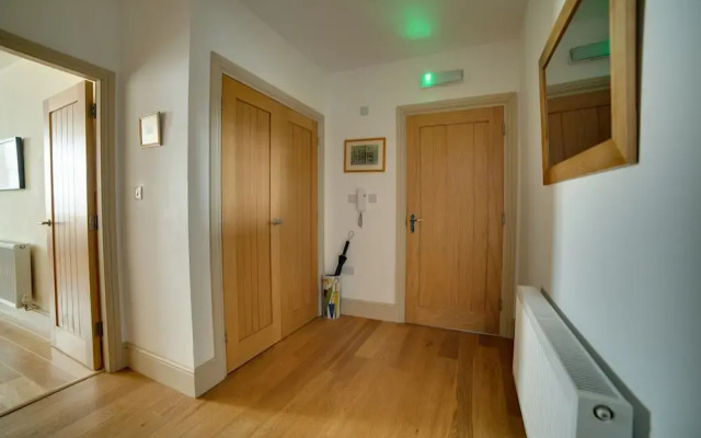 Cs Serviced Apartments