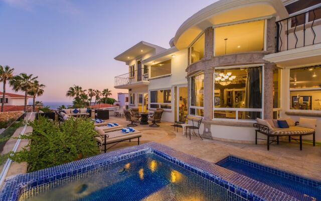 Spacious Cabo Villa Perfect for Large Groups: Villa Alegria