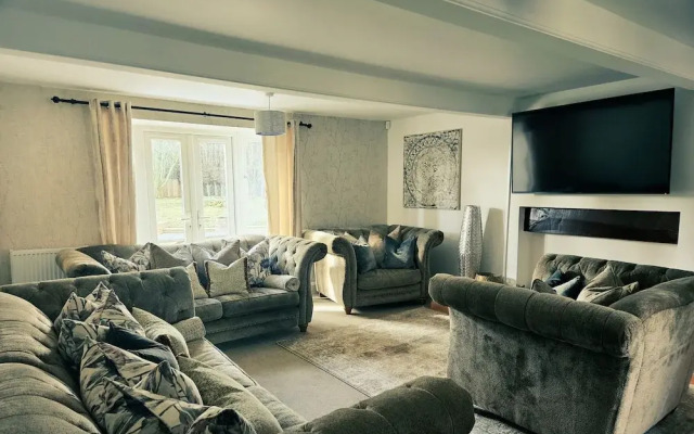 The Plough Inn Farmhouse