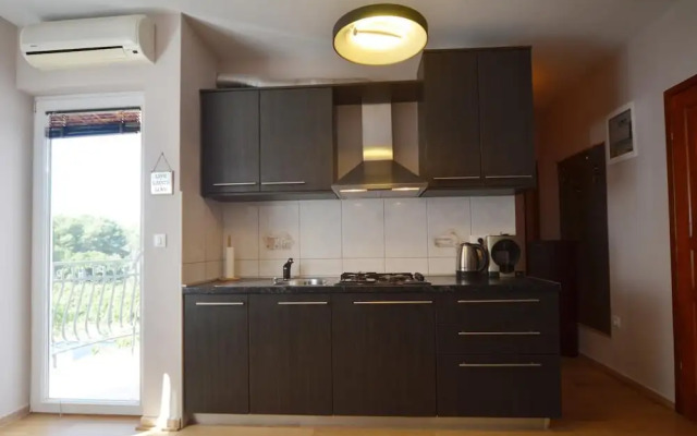 Bissa in Rovinj With 1 Bedrooms and 1 Bathrooms