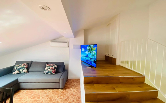 Apartamento Turistico Atico La Taberna