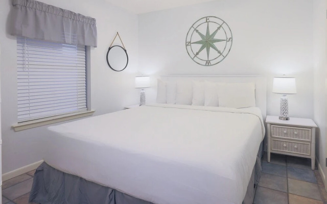 Phoenix X 609 3 Bedroom Condo