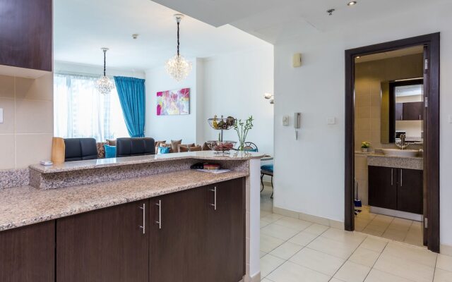 Torch Tower by Deluxe Holiday Homes